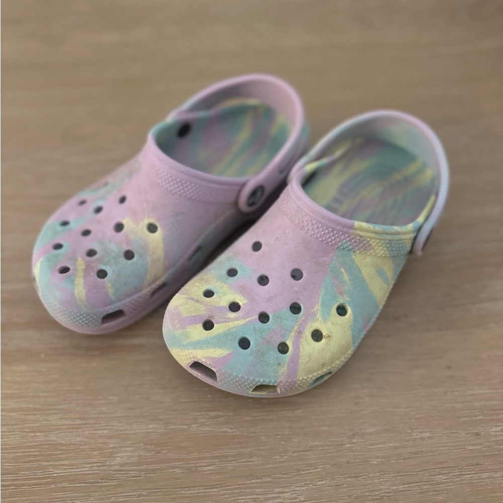 CROCS  Girls Kids Water Shoes - Pink, purple and Yellow size 1